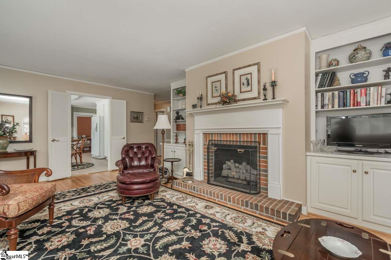 207 Butler Springs Road Greenville, SC 29615 - Photo 4 of 31