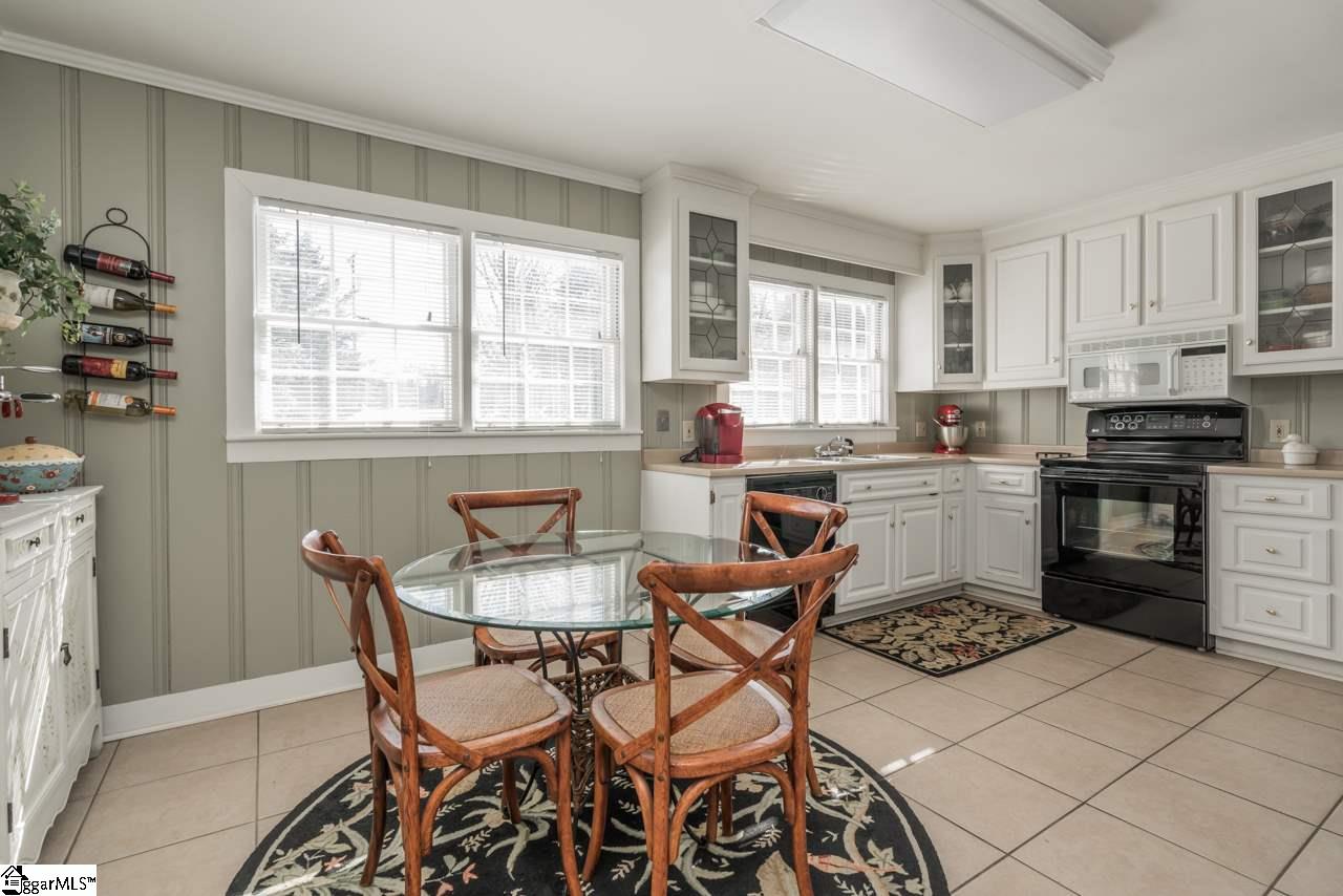 207 Butler Springs Road Greenville, SC 29615 - Photo 5 of 31