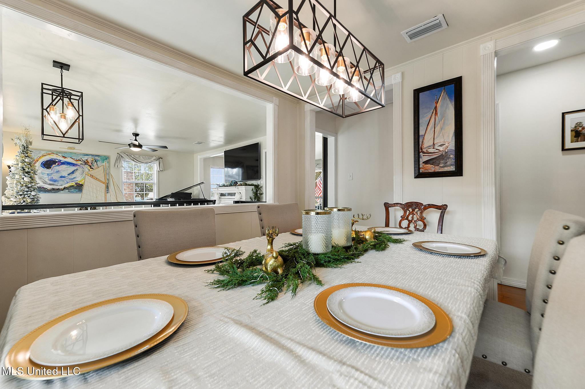 5236 North Shore Circle Moss Point, MS 39563 - Photo 11 of 44 013