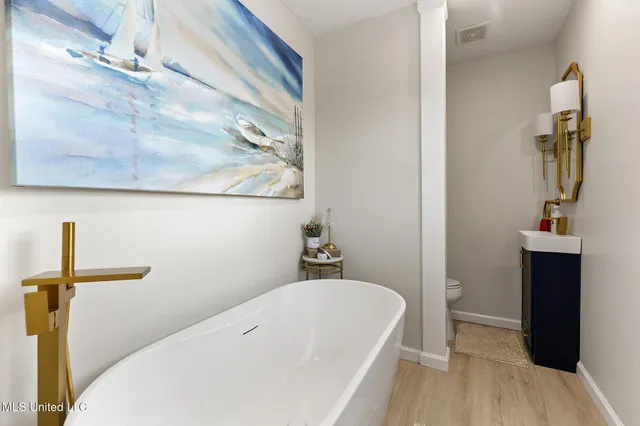 $399,000 | 5236 North Shore Circle, Moss Point, MS 39563