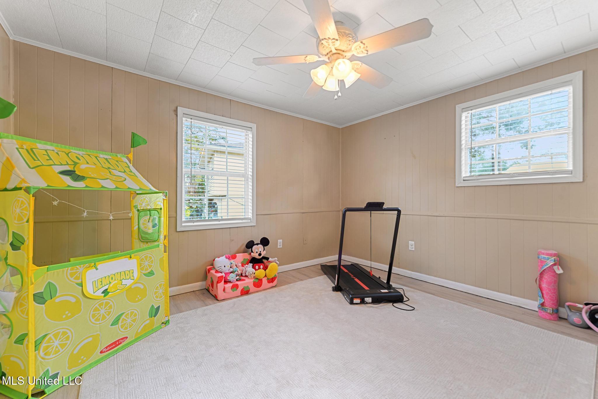 5236 North Shore Circle Moss Point, MS 39563 - Photo 28 of 44 030