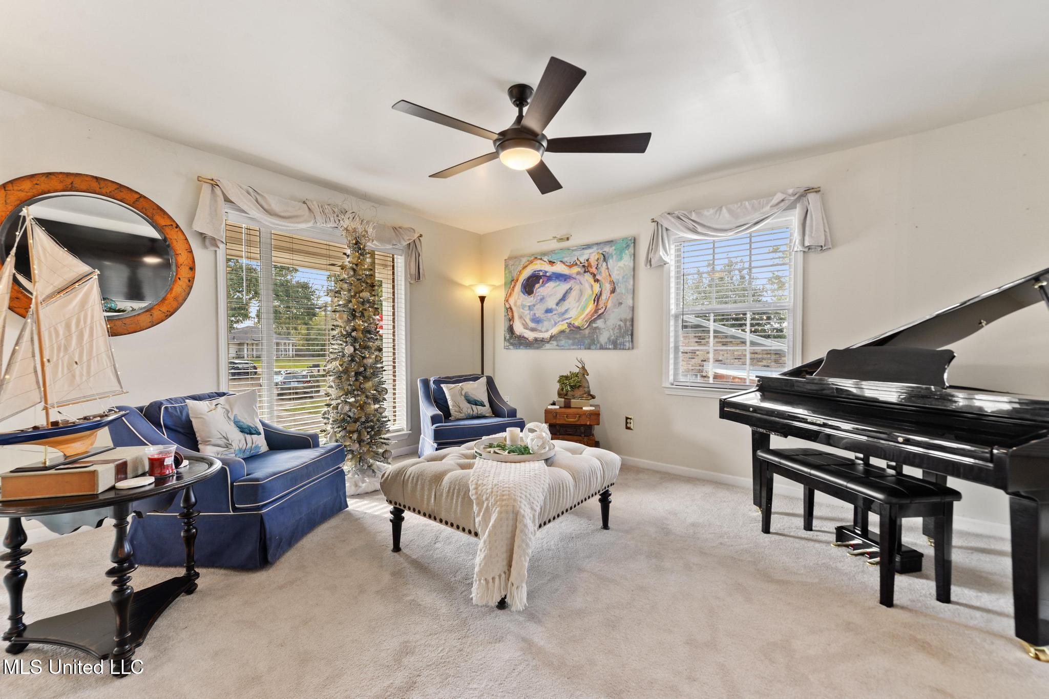 5236 North Shore Circle Moss Point, MS 39563 - Photo 3 of 44 004