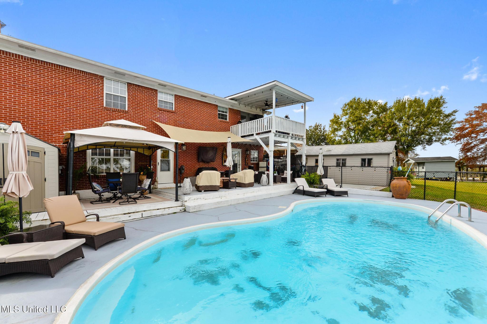 5236 North Shore Circle Moss Point, MS 39563 - Photo 33 of 44 037