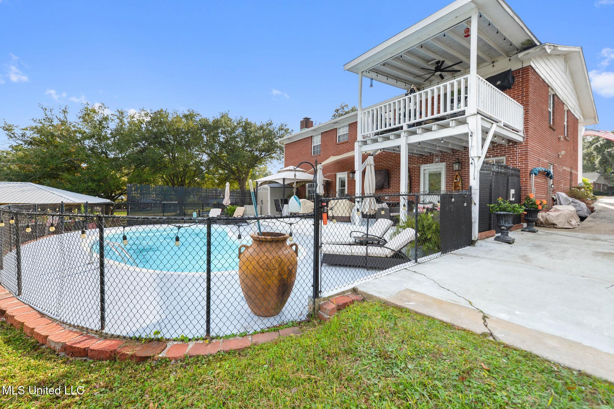 5236 North Shore Circle Moss Point, MS 39563 - Photo 34 of 44 039