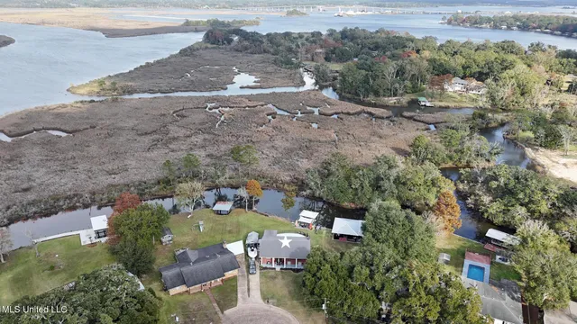 $399,000 | 5236 North Shore Circle, Moss Point, MS 39563