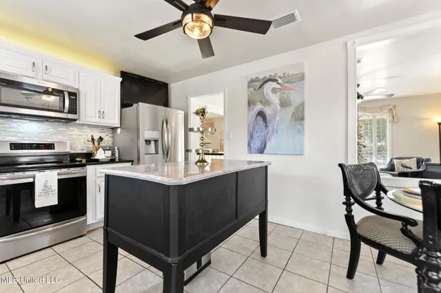 $399,000 | 5236 North Shore Circle, Moss Point, MS 39563