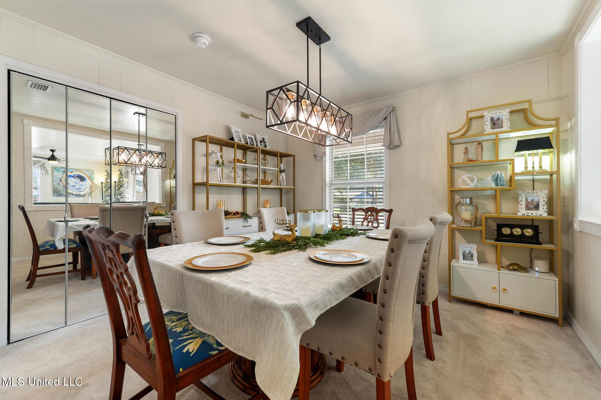 5236 North Shore Circle Moss Point, MS 39563 - Photo 10 of 44 012