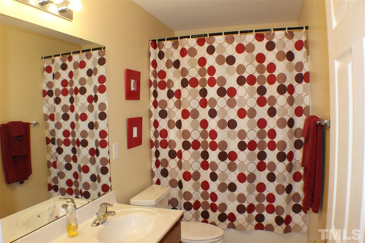 5148 Primland Lane Raleigh, NC 27610 - Photo 13 of 16 Gallery Image 13