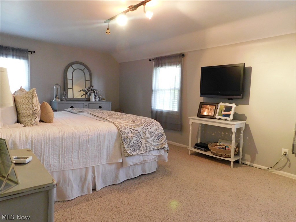 1404 Brainard Road Lyndhurst, OH 44124 - Photo 10 of 15 Gallery Image 10
