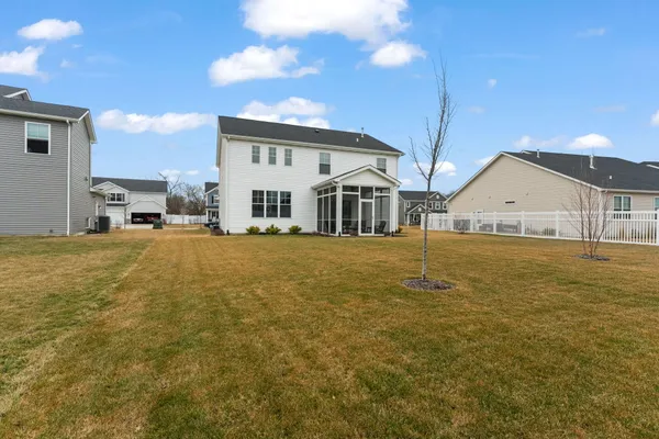 $519,900 | 3854 Wild Grove Way, Valparaiso, IN 46385