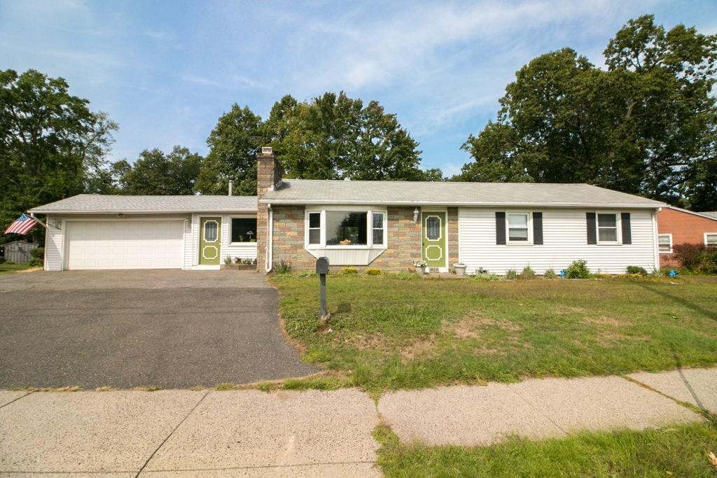 1122 Granby Road Chicopee, MA 01020 - Photo 1 of 39 Gallery Image 1