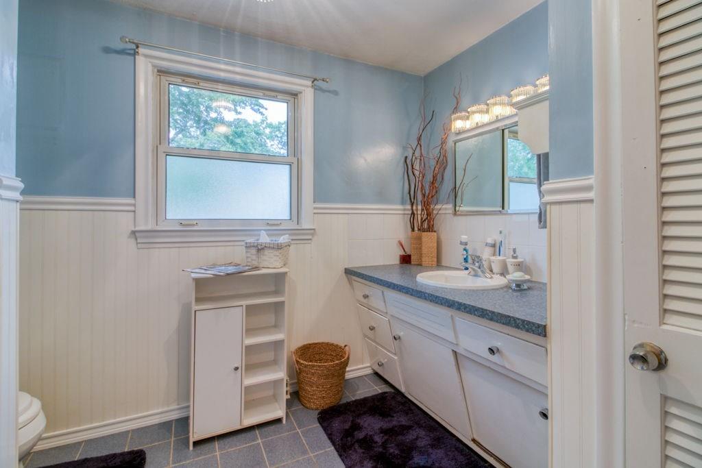 1122 Granby Road Chicopee, MA 01020 - Photo 18 of 39 Gallery Image 18