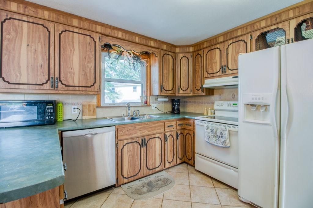 1122 Granby Road Chicopee, MA 01020 - Photo 9 of 39 Gallery Image 9