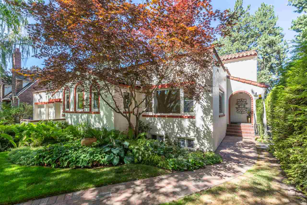 1207 East Overbluff Road Spokane, WA 99203 - Photo 2 of 38 Gallery Image 2