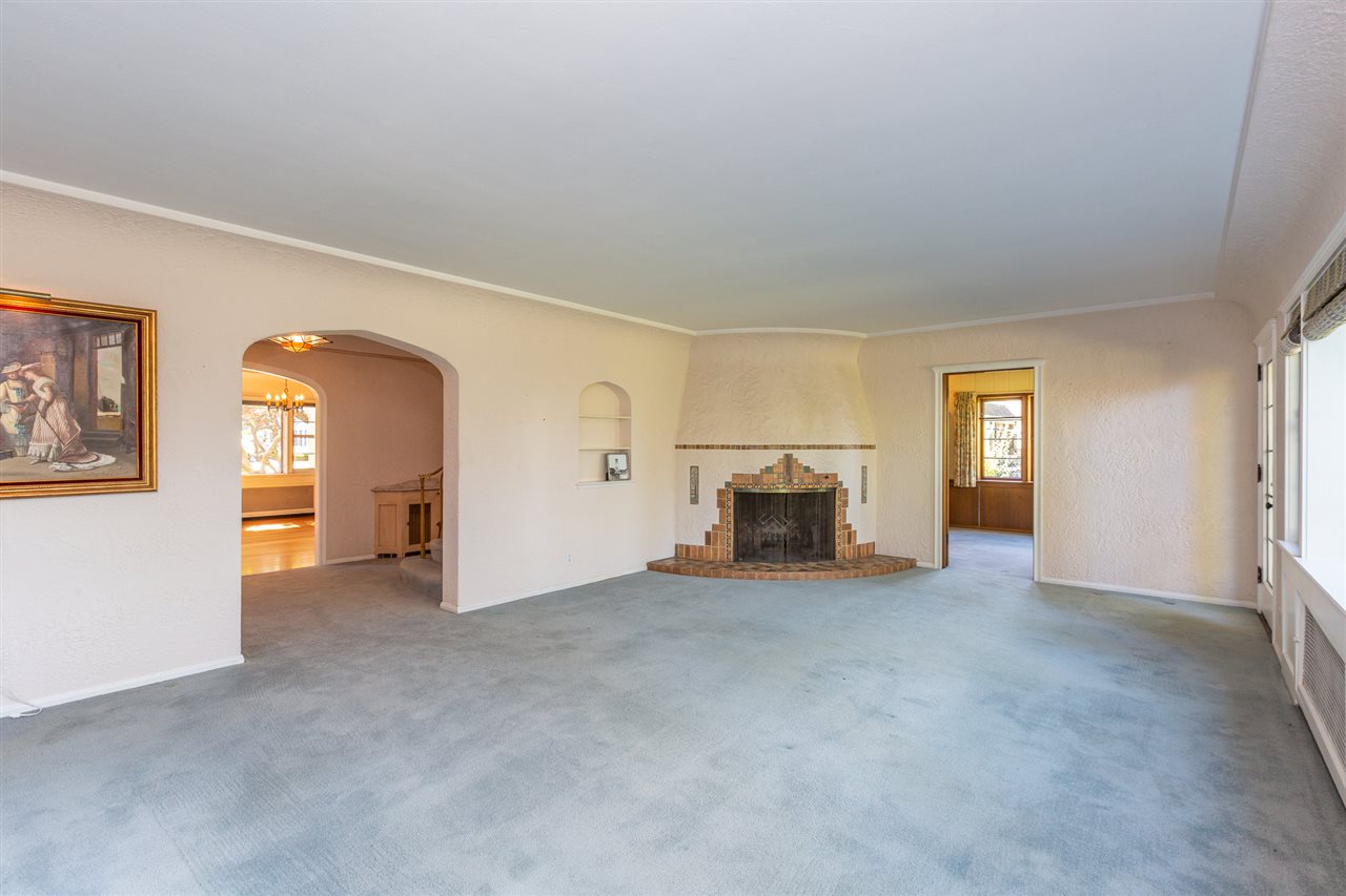1207 East Overbluff Road Spokane, WA 99203 - Photo 8 of 38 Gallery Image 8