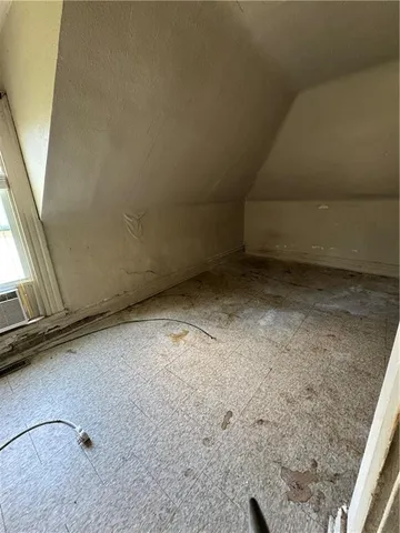 $29,999 | 710 East Lincoln Street, Iola, KS 66749