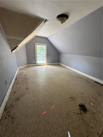 $29,999 | 710 East Lincoln Street, Iola, KS 66749