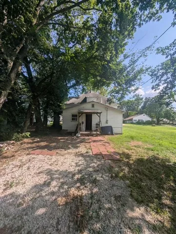 $29,999 | 710 East Lincoln Street, Iola, KS 66749