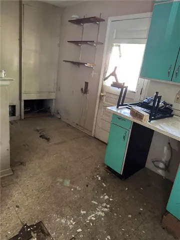 $29,999 | 710 East Lincoln Street, Iola, KS 66749