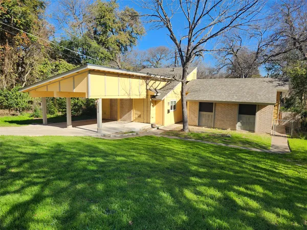 $2,250 | 1510 Rockdale Circle, Unit A, Austin, TX 78704