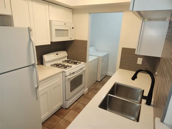 $2,250 | 1510 Rockdale Circle, Unit A, Austin, TX 78704