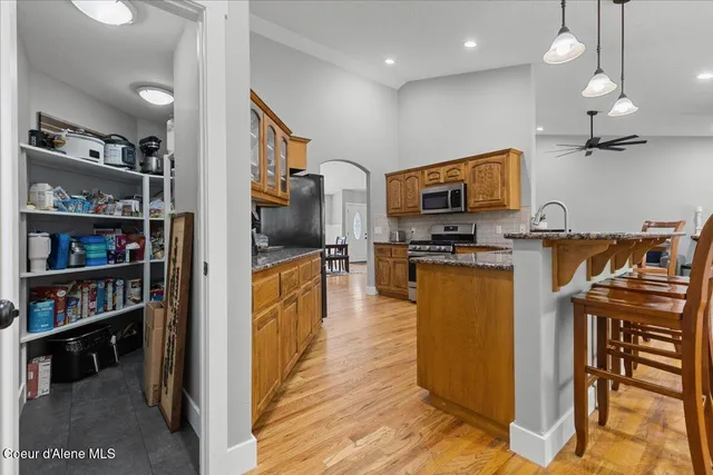 $749,000 | 32595 North 1st Avenue, Spirit Lake, ID 83869