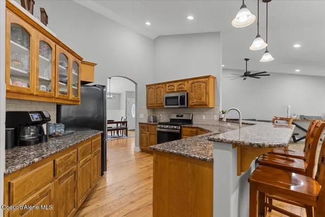 $749,000 | 32595 North 1st Avenue, Spirit Lake, ID 83869