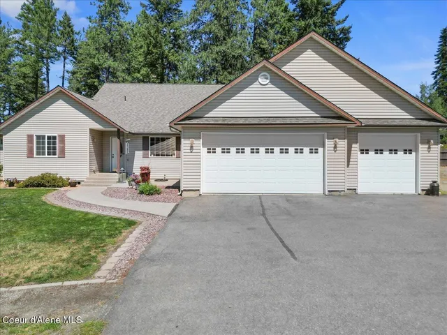 $749,000 | 32595 North 1st Avenue, Spirit Lake, ID 83869
