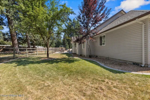 $749,000 | 32595 North 1st Avenue, Spirit Lake, ID 83869