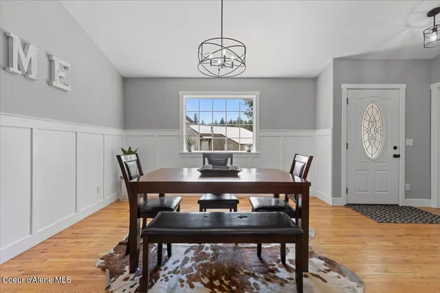 $749,000 | 32595 North 1st Avenue, Spirit Lake, ID 83869