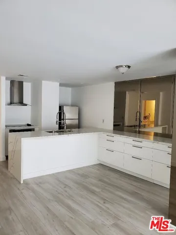 $3,895 | 10751 Wilshire Boulevard, Unit 503, Los Angeles, CA 90024