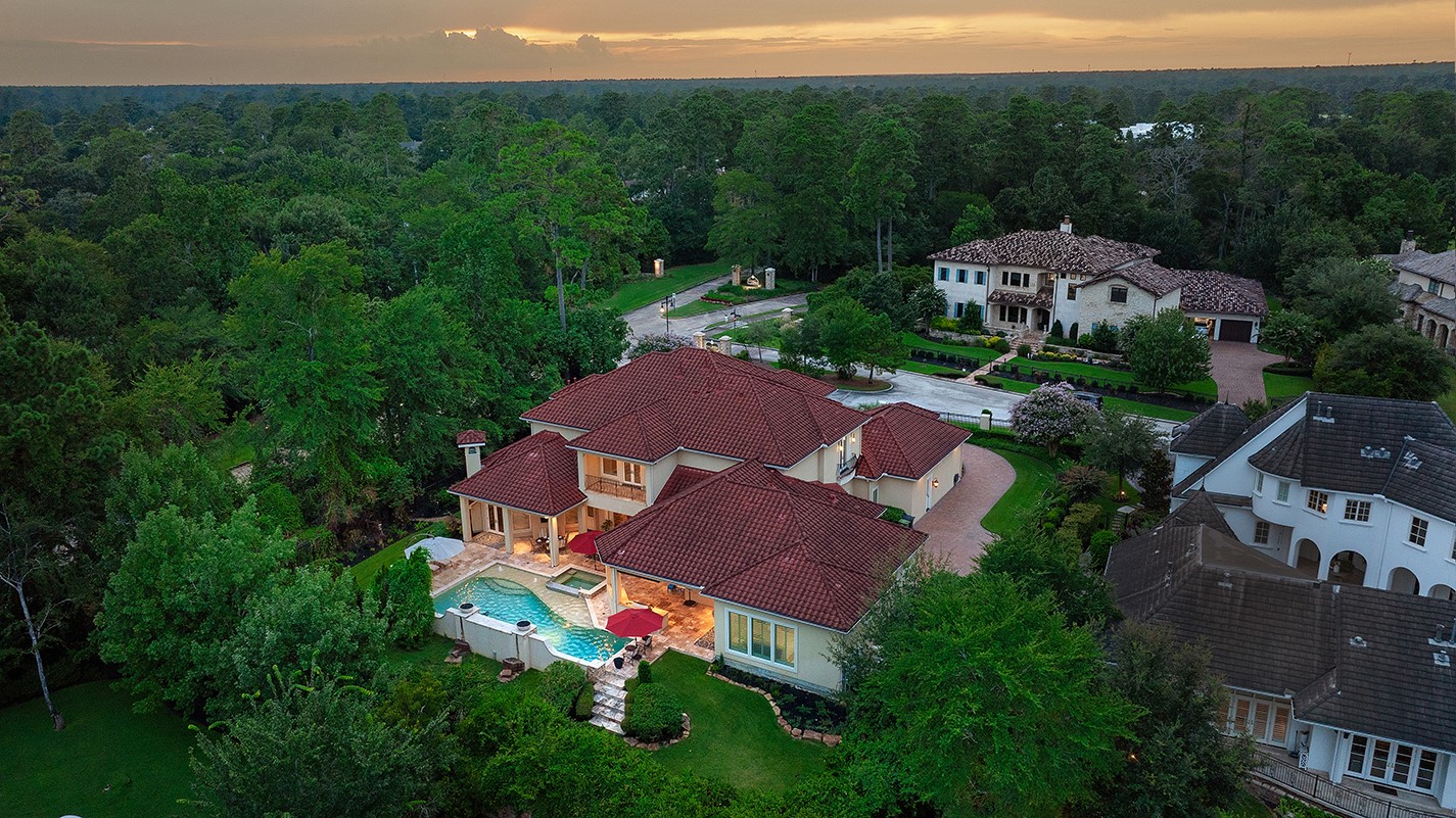 2 Lace Point The Woodlands, TX 77382 - Photo 37 of 48 an aerial view of a house with garden space and street view