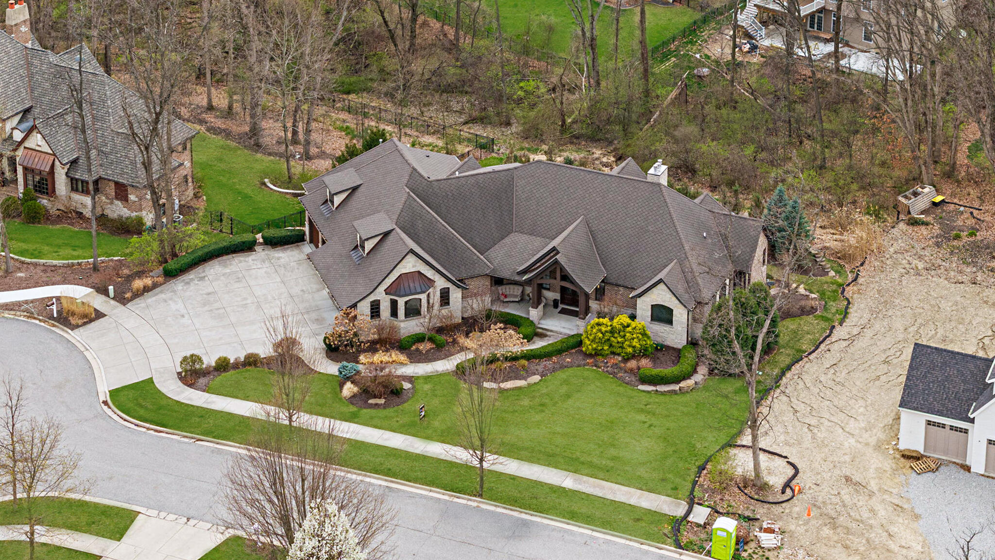 1021 Foy Court Crown Point, IN 46307 - Photo 3 of 88 2048x1152