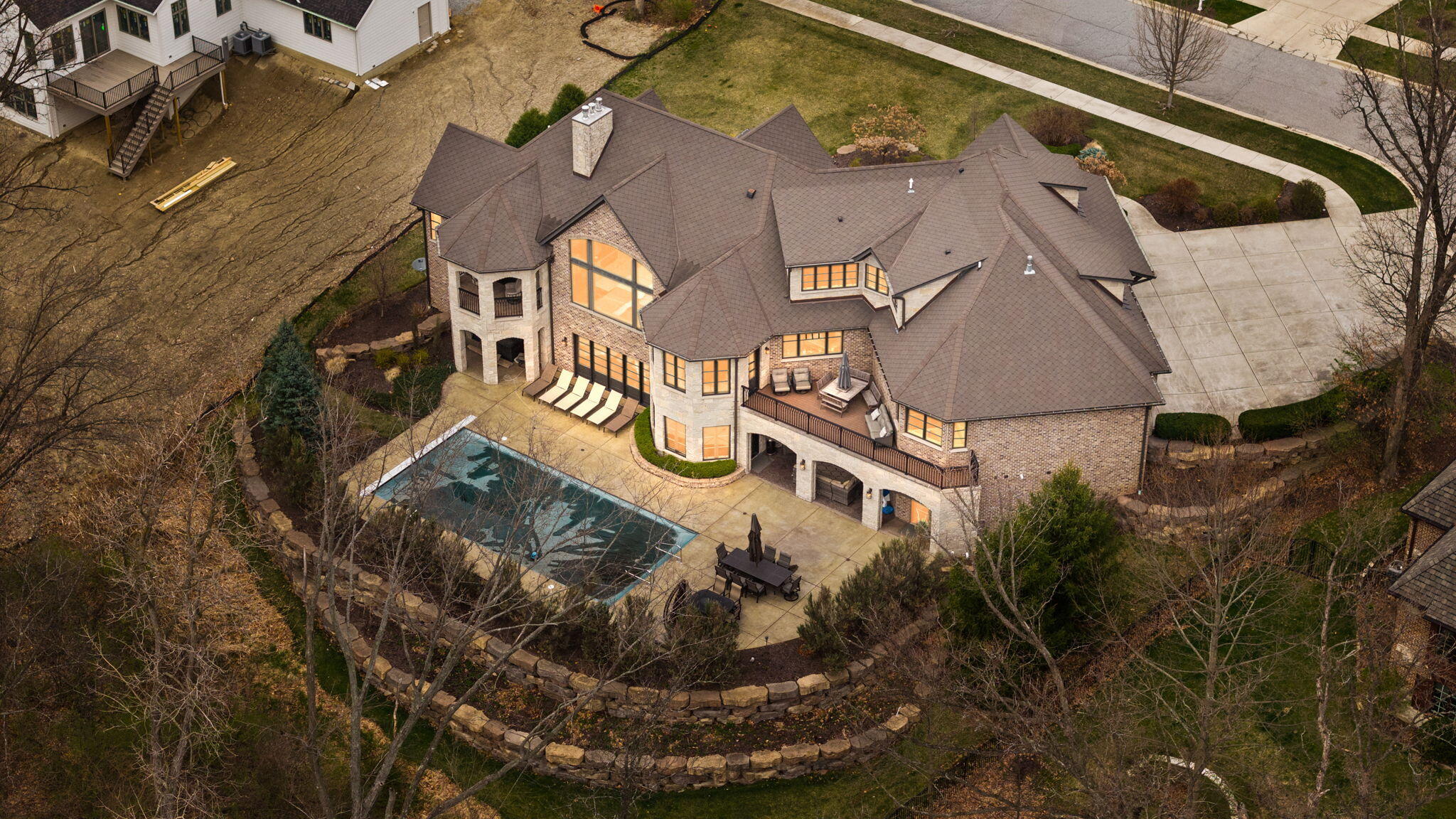 1021 Foy Court Crown Point, IN 46307 - Photo 5 of 88 2048x1152