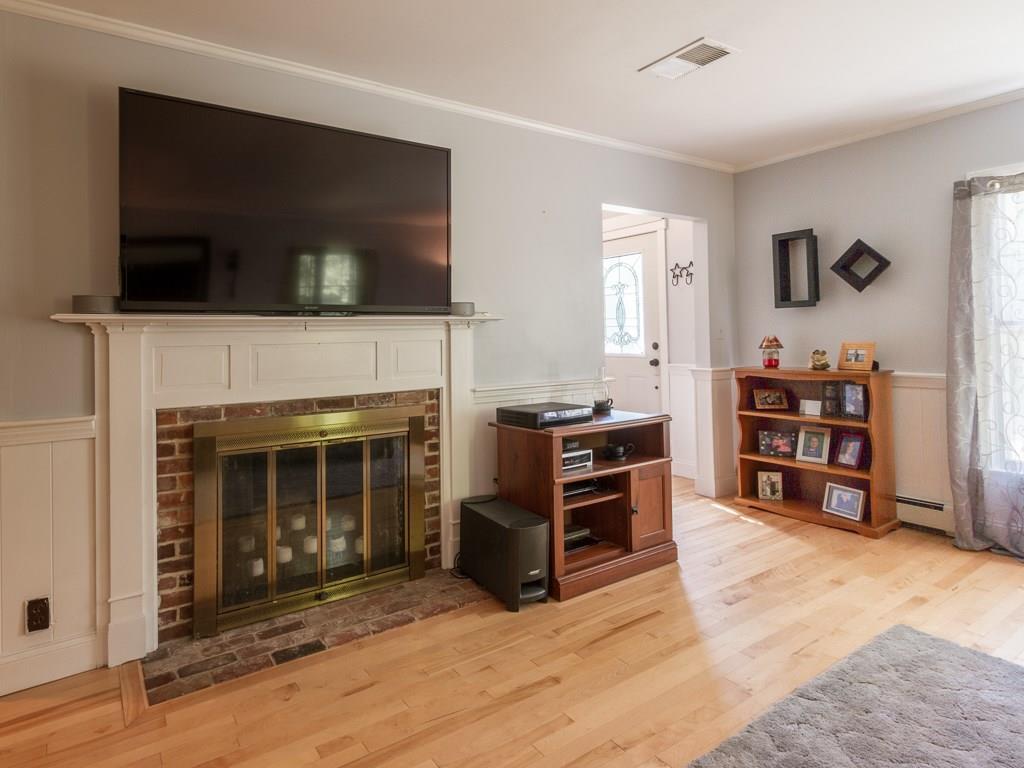 294 Harrington Road Pemaquid, ME 04558 - Photo 2 of 15 A handsome living room with...