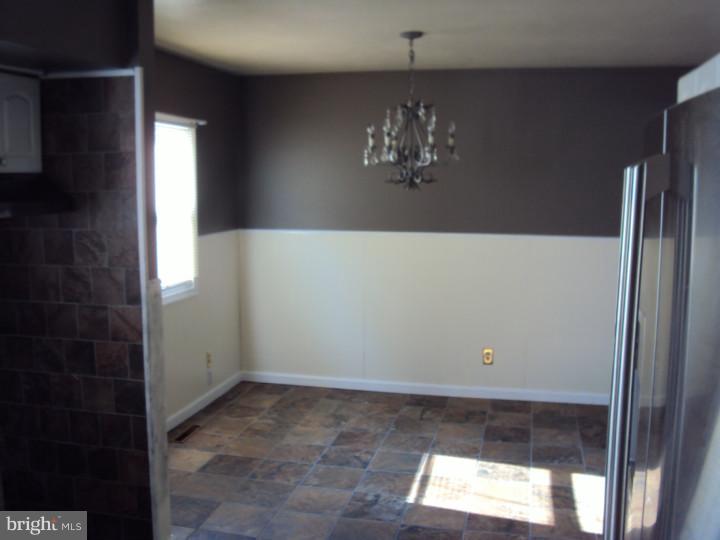 221 Elderfield Road Newark, DE 19713 - Photo 3 of 7 Gallery Image 3