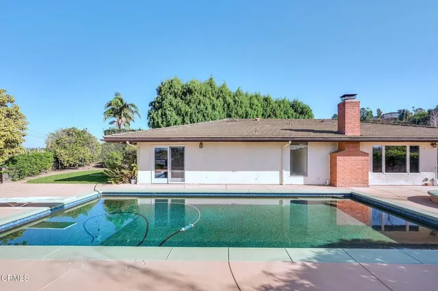 $1,089,000 | 821 Trueno Avenue, Camarillo, CA 93010