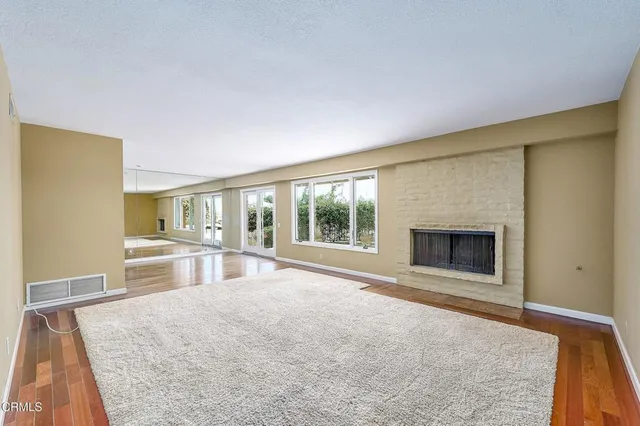 $1,089,000 | 821 Trueno Avenue, Camarillo, CA 93010