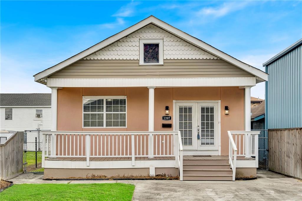 1207 Kepler Street Gretna, LA 70053 - Photo 2 of 19