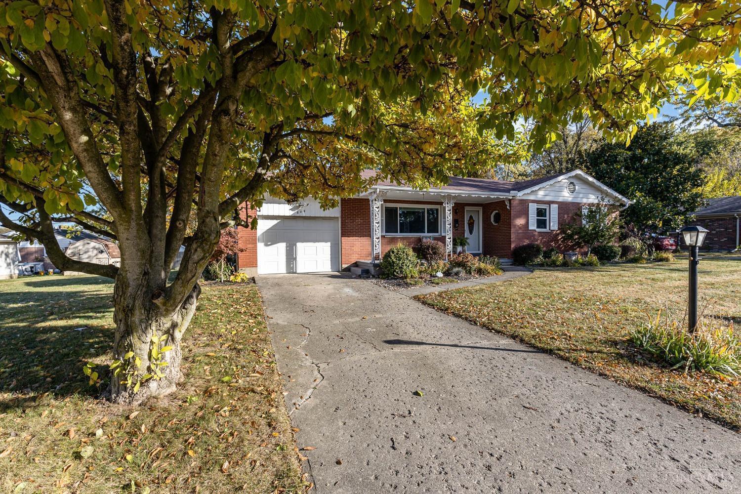 604 Ridge Road Lebanon, OH 45036 - Photo 2 of 17 Gallery Image 2