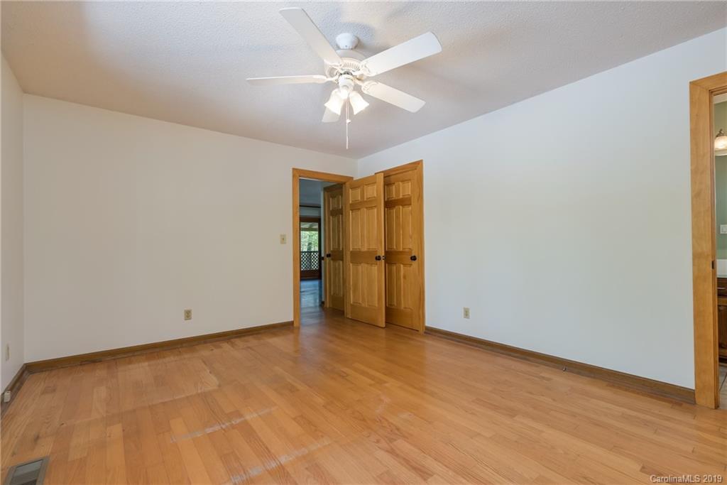 3171 Hunting Country Road Tryon, NC 28782 - Photo 16 of 36 Gallery Image 16