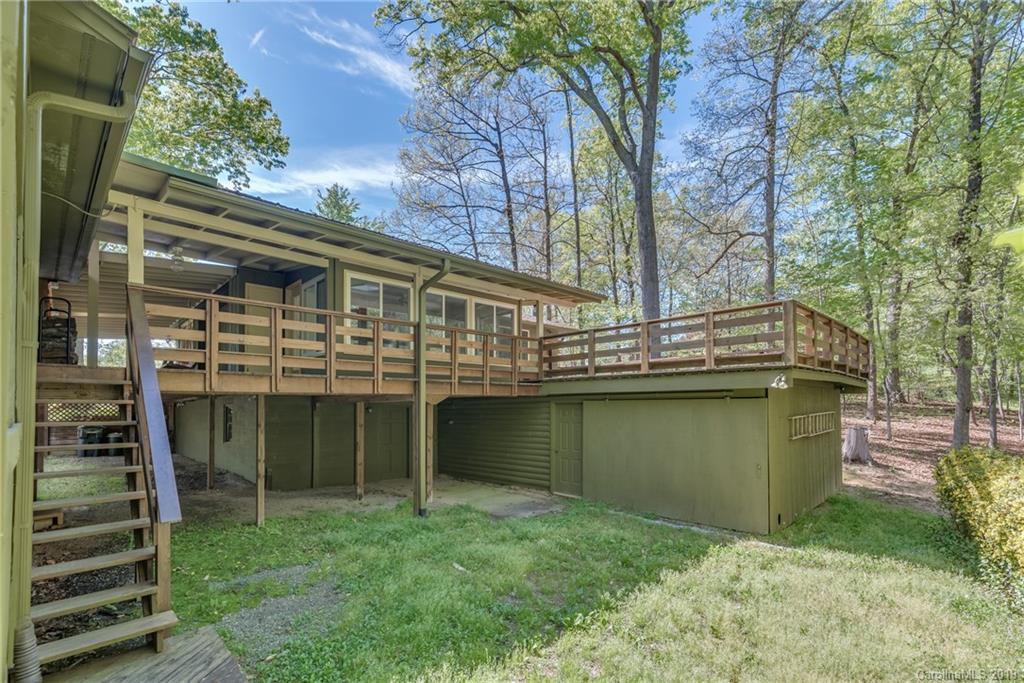 3171 Hunting Country Road Tryon, NC 28782 - Photo 4 of 36 Gallery Image 4