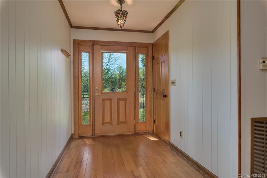 3171 Hunting Country Road Tryon, NC 28782 - Photo 5 of 36 Gallery Image 5
