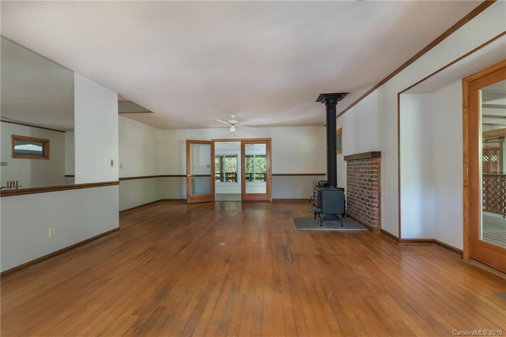 3171 Hunting Country Road Tryon, NC 28782 - Photo 6 of 36 Gallery Image 6