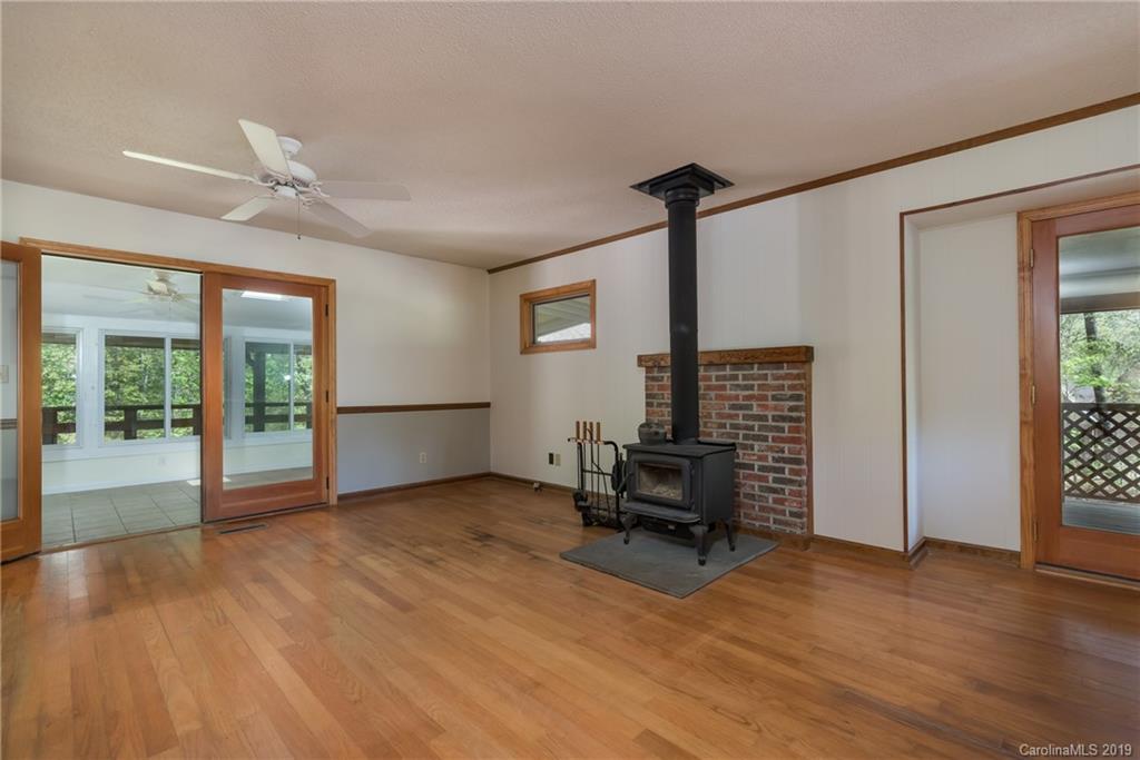 3171 Hunting Country Road Tryon, NC 28782 - Photo 8 of 36 Gallery Image 8