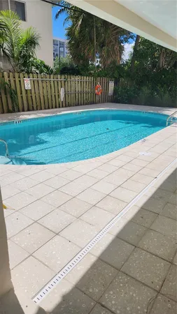 $2,550 | 1020 94th Street, Unit 301, Bay Harbor Islands, FL 33154