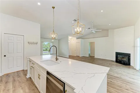 $510,000 | 2403 Icecapade Drive, Sarasota, FL 34240