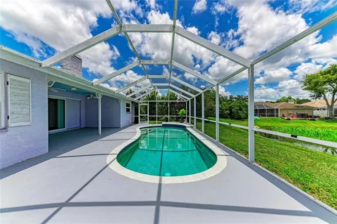 $510,000 | 2403 Icecapade Drive, Sarasota, FL 34240