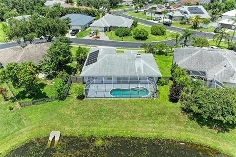 $510,000 | 2403 Icecapade Drive, Sarasota, FL 34240