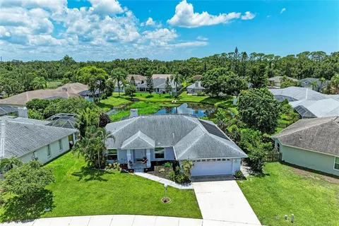 $510,000 | 2403 Icecapade Drive, Sarasota, FL 34240